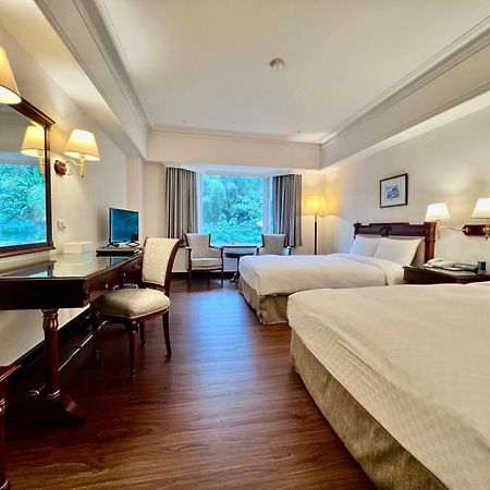 לוגו Le Midi Hotel Chitou מראה חיצוני תמונה