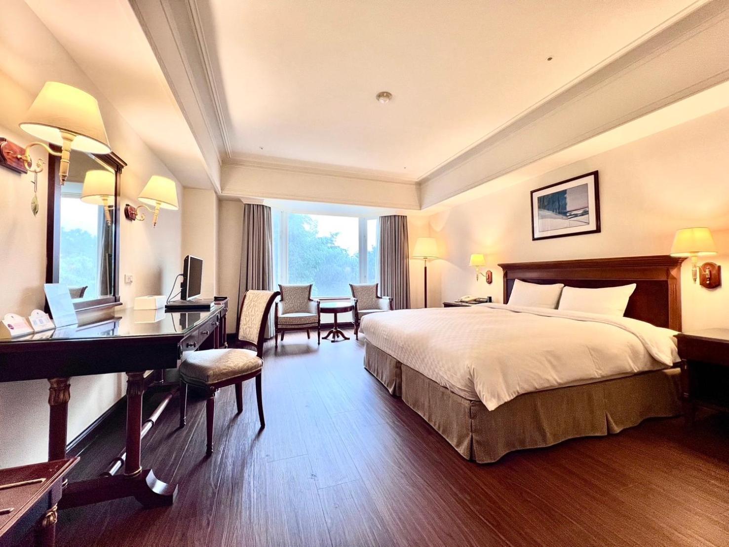לוגו Le Midi Hotel Chitou מראה חיצוני תמונה