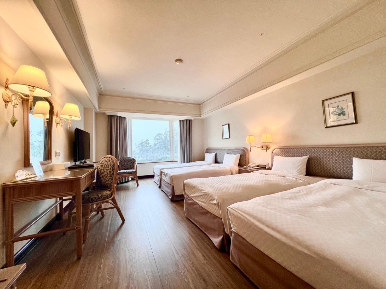 לוגו Le Midi Hotel Chitou מראה חיצוני תמונה