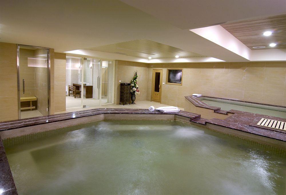 לוגו Le Midi Hotel Chitou מראה חיצוני תמונה